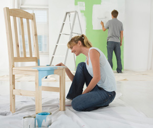 Couple painting green