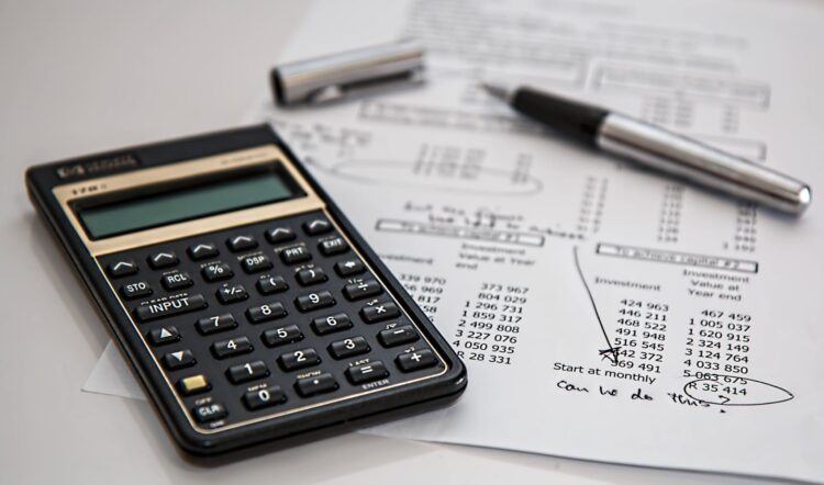 Unpaid invoices hampering small business growth